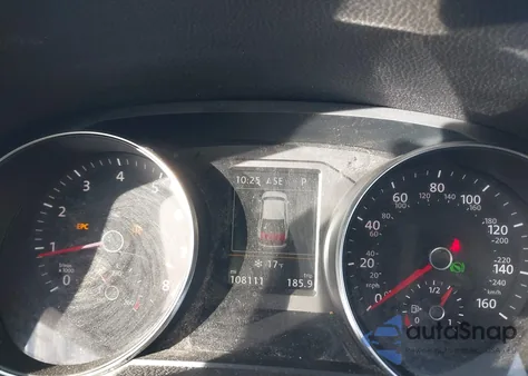 2018 Volkswagen Passat 2.0T Se из США, поврежденный, VIN 1VWBA7A37JC042993